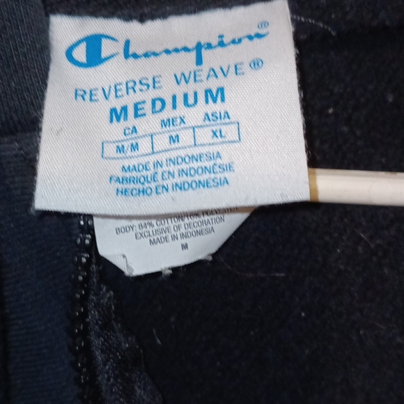 Champion - Picture 2 of 3